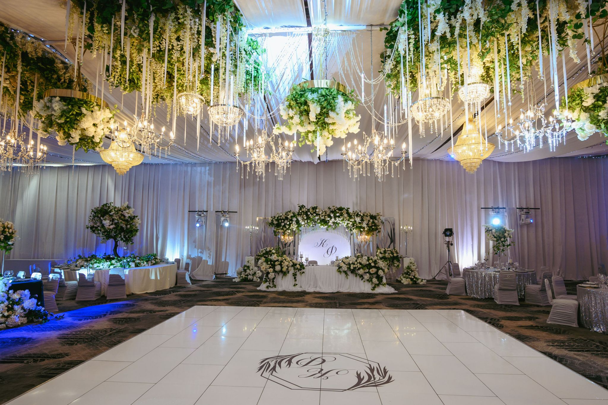 КАЛИНА И ФИЛИП, GREEN AND WHITE ELEGANCE
